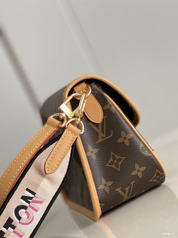 VUITTON LOUIS Nano Diane 0715